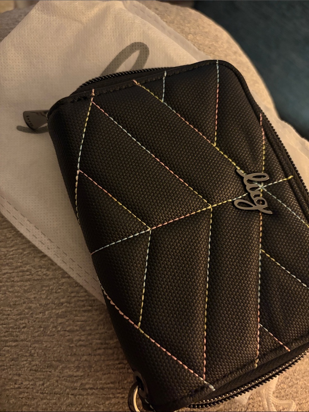 Lug black rainbow stitch rodeo like new
